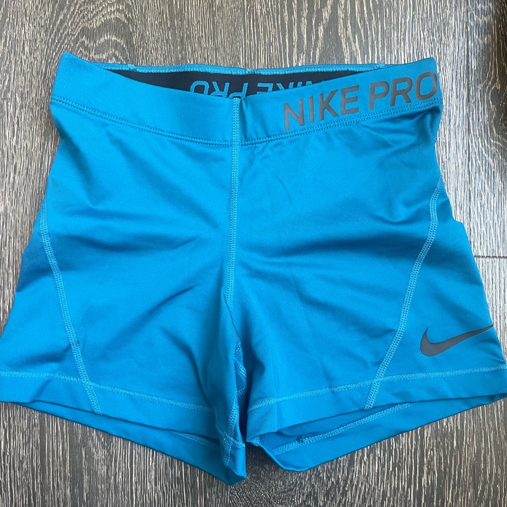 Women’s Nike Pros Spandex